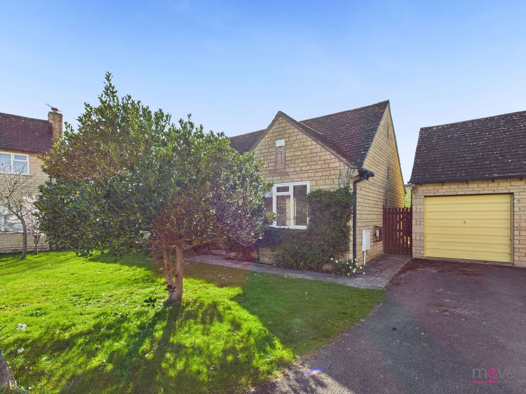 Property photo 2 of 16