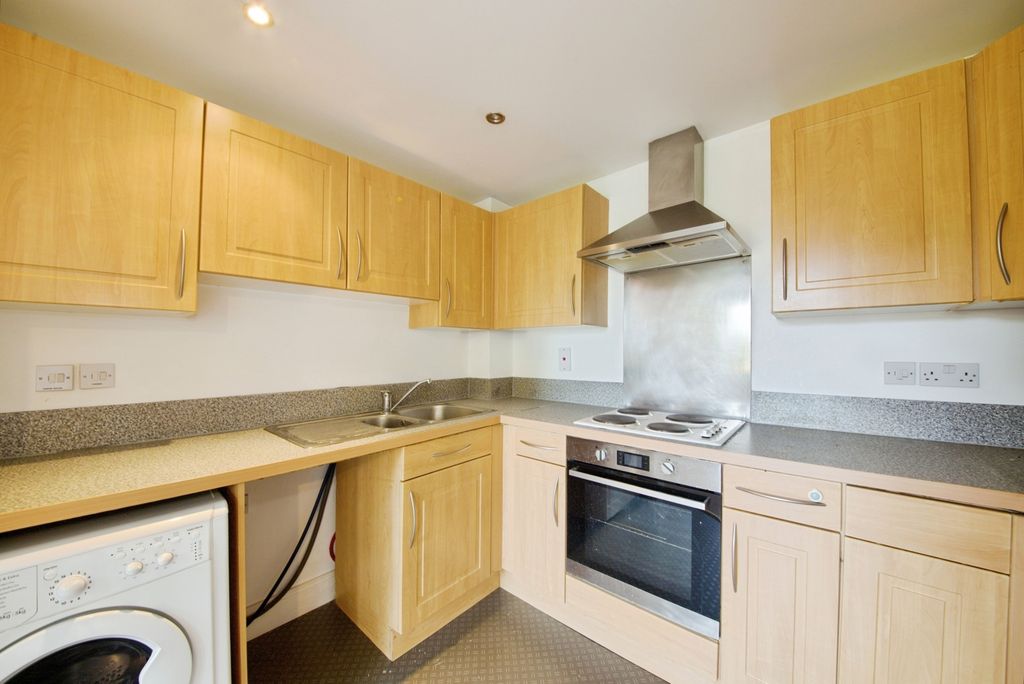Property photo 2 of 12 Pbox-Img.Jpg