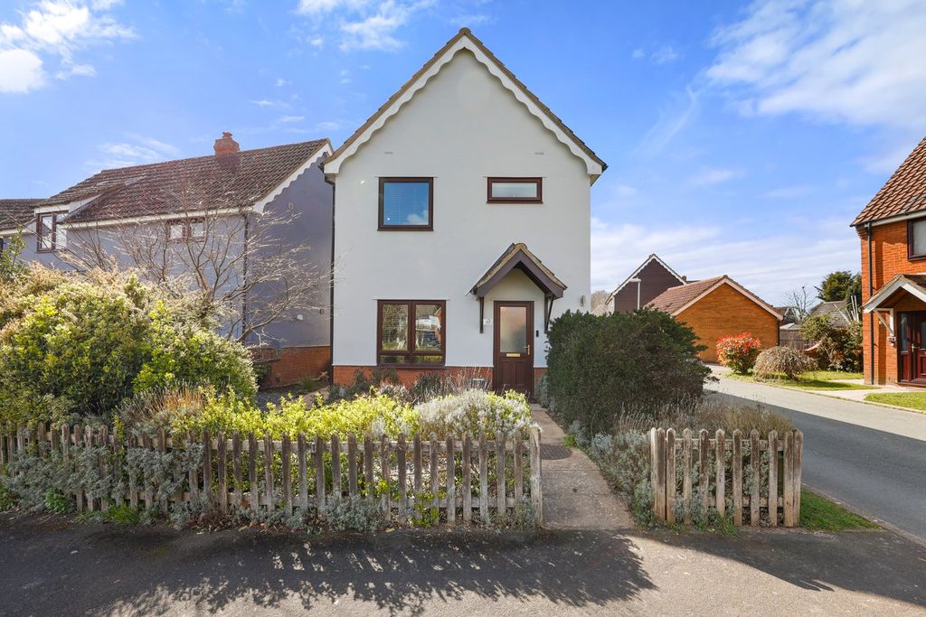 Property photo 2 of 18