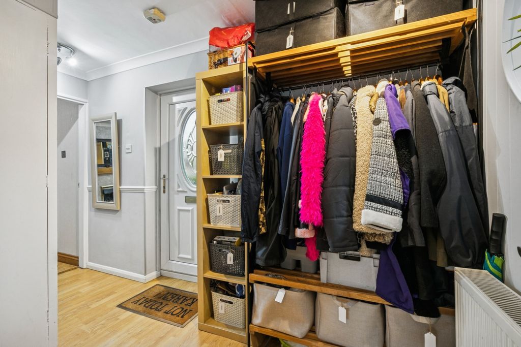Property photo 3 of 24 5897522