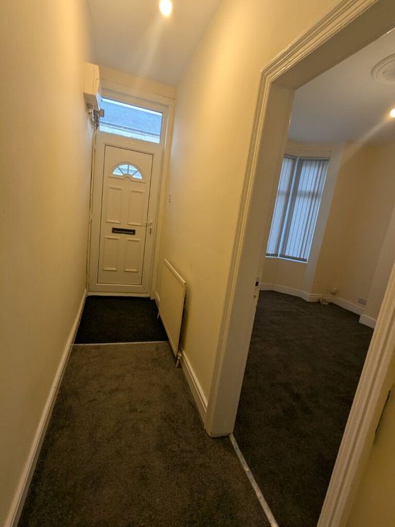 Property photo 3 of 27