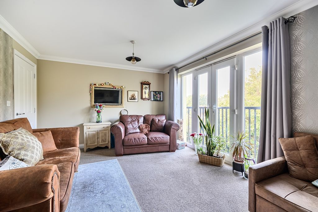 Property photo 3 of 23 1527318 (14)