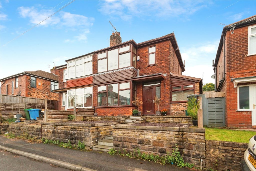 Property photo 1 of 17 Photography