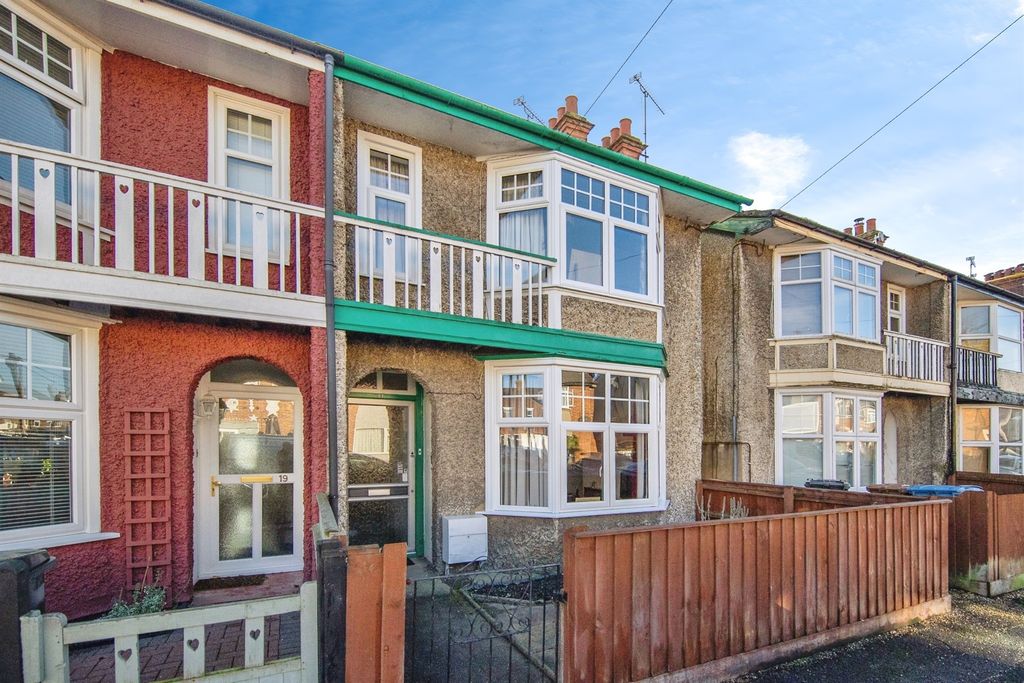 Property photo 1 of 16