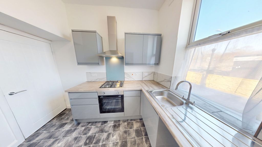 Property photo 3 of 7 Parry-Lane-04252025_123554