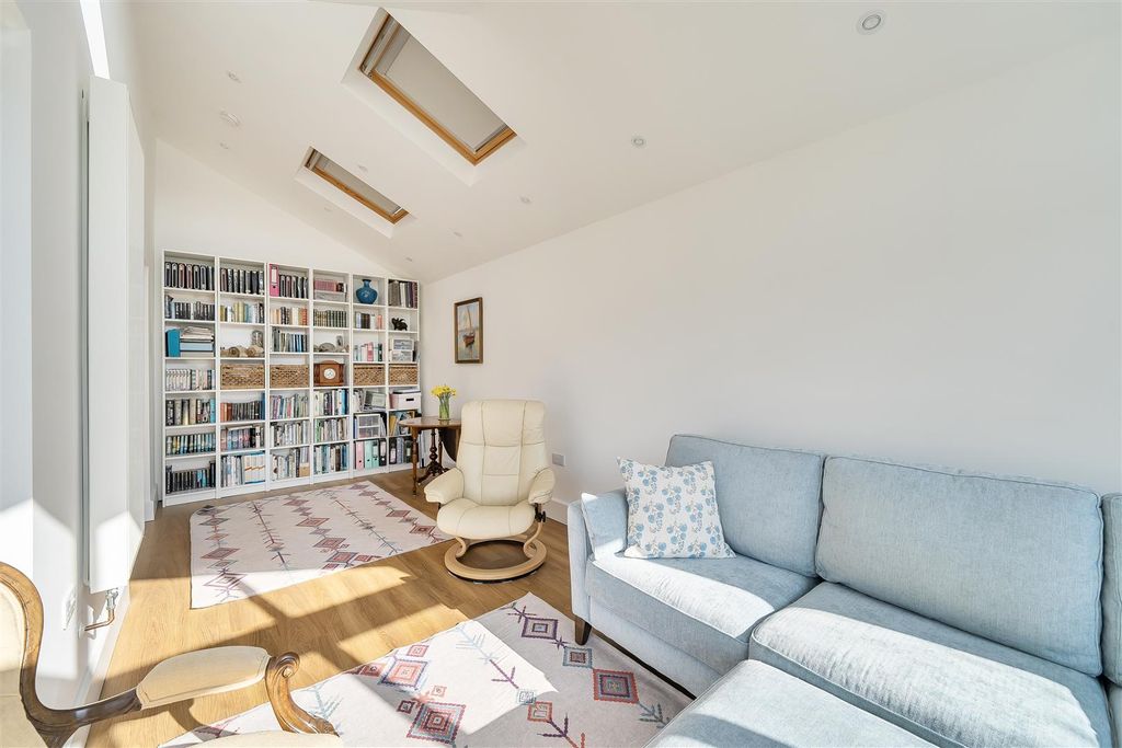 3 bed detached house for salePurbeck Close, Uploders, Bridport DT6 photo 4