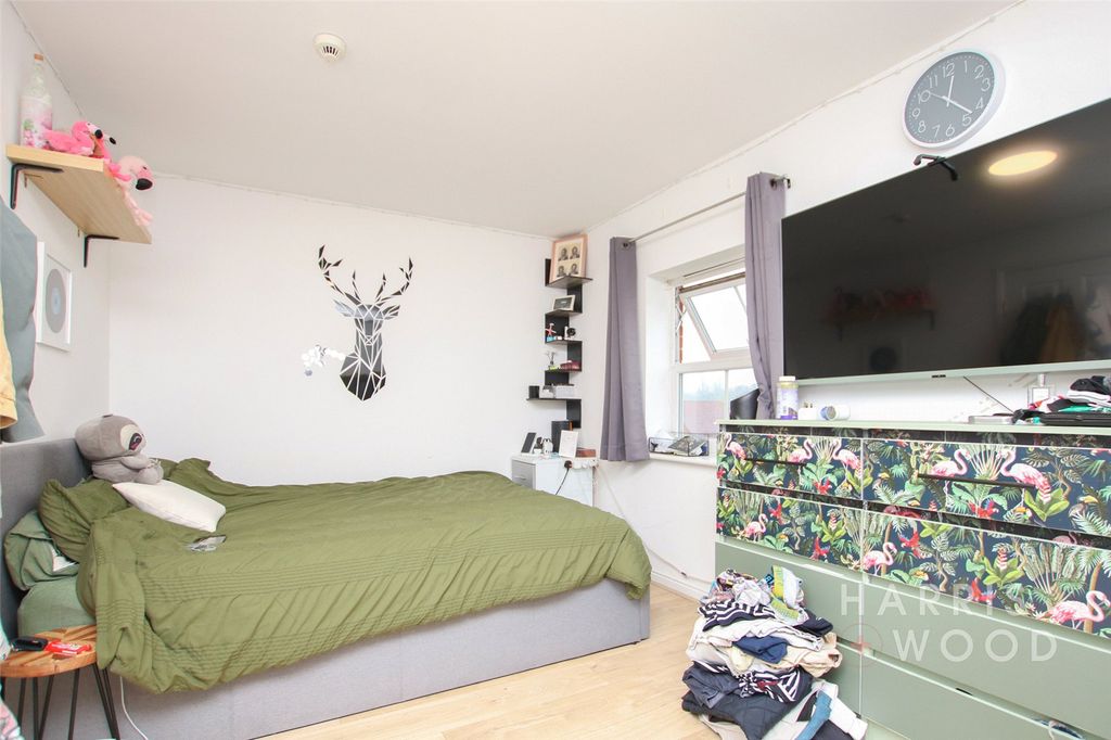 Property photo 2 of 12 Picture No. 02