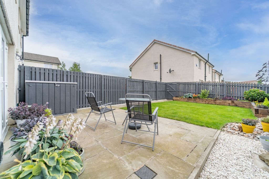 Property photo 1 of 31 Rear Garden