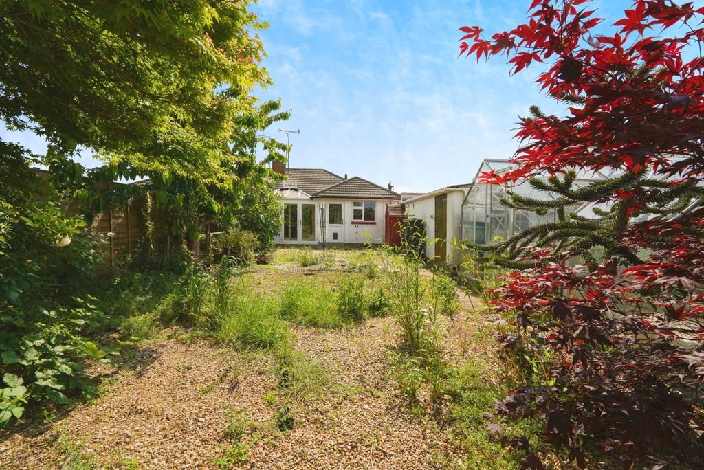 Property photo 2 of 11 Photo
