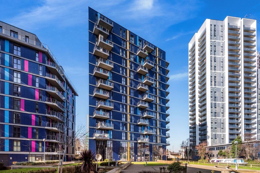 Property photo 1 of 5