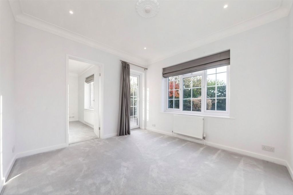 Additional image 6 of 4 bed detached house for saleMarlborough Road, Hampton TW12