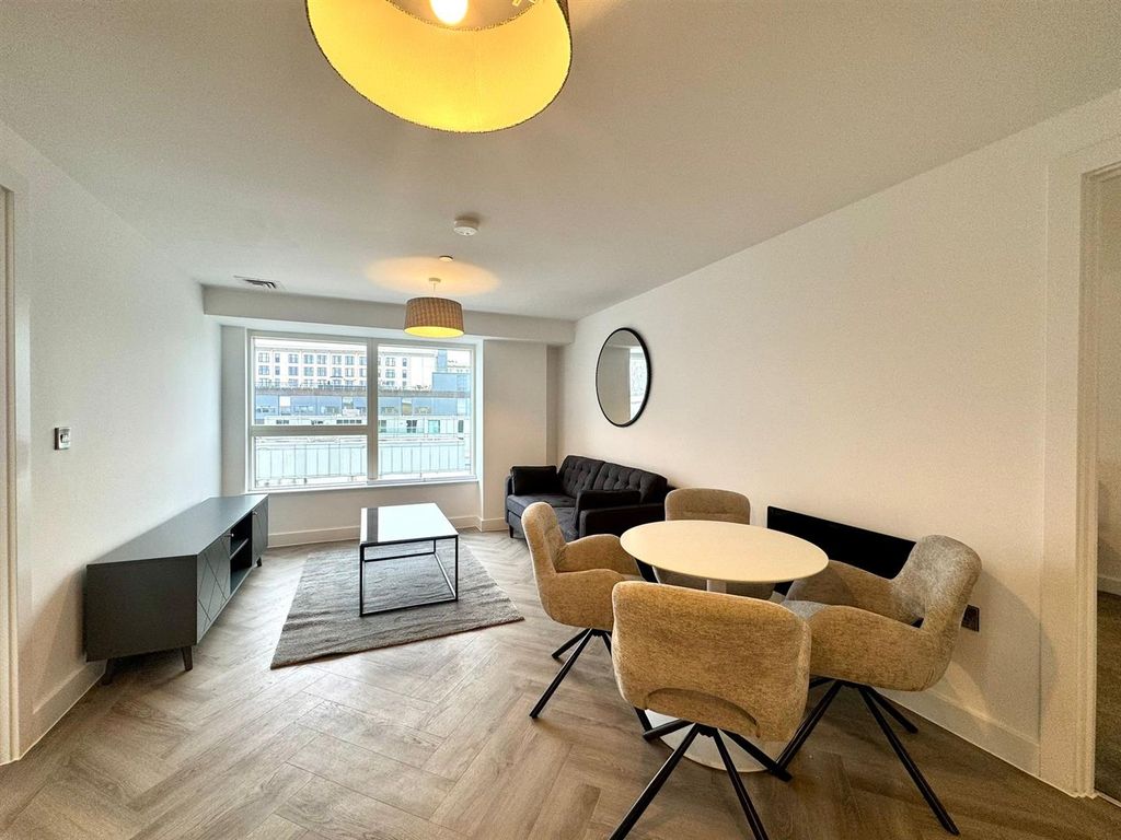 Property photo 3 of 13 Lounge Pic 4.Jpeg