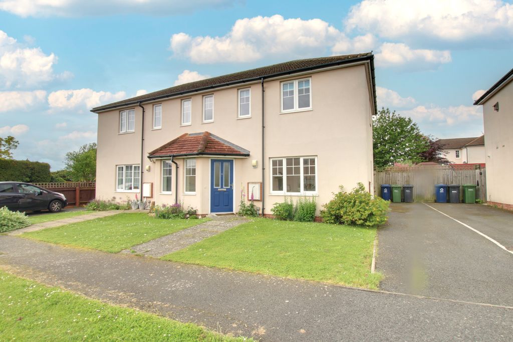 Property photo 1 of 9