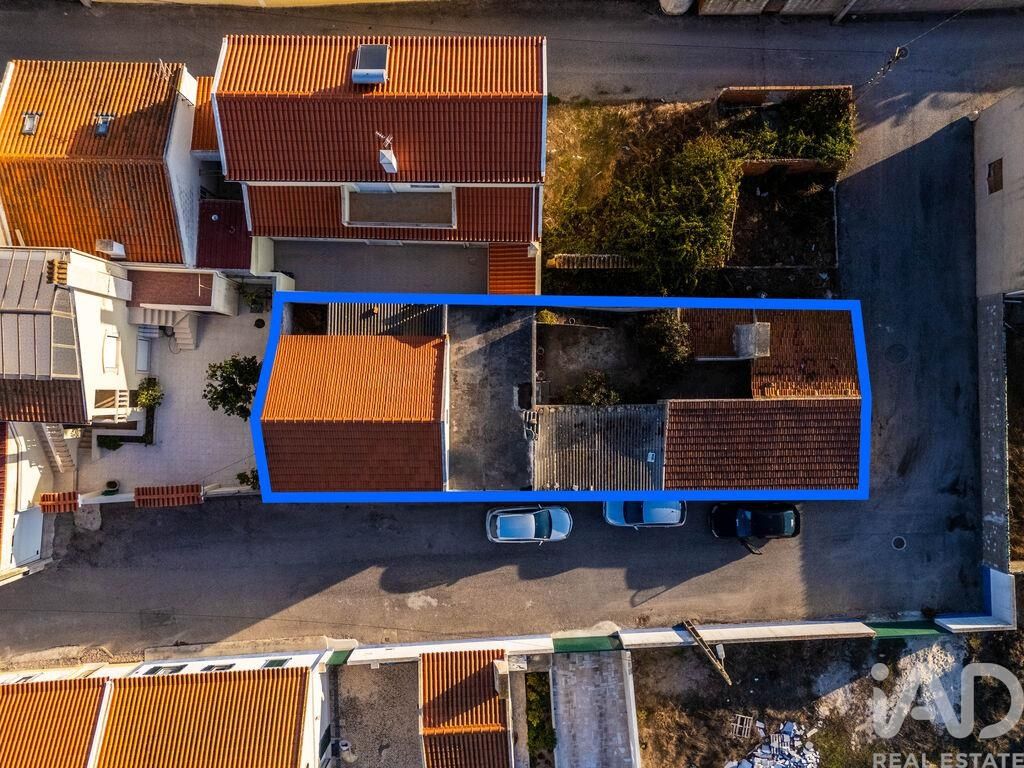 Property photo 1 of 28