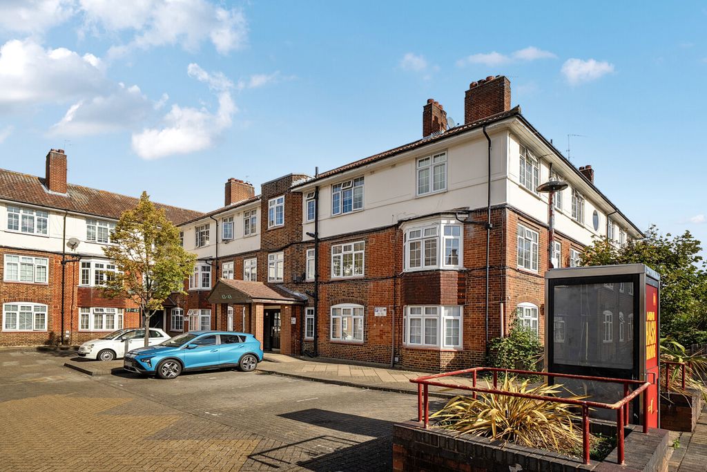 Property photo 1 of 13 1528543-8-1A0Fc11...