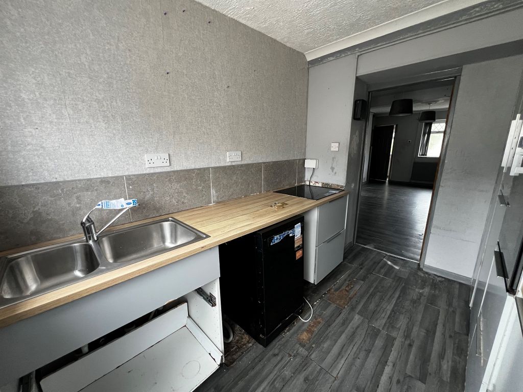 Property photo 3 of 4