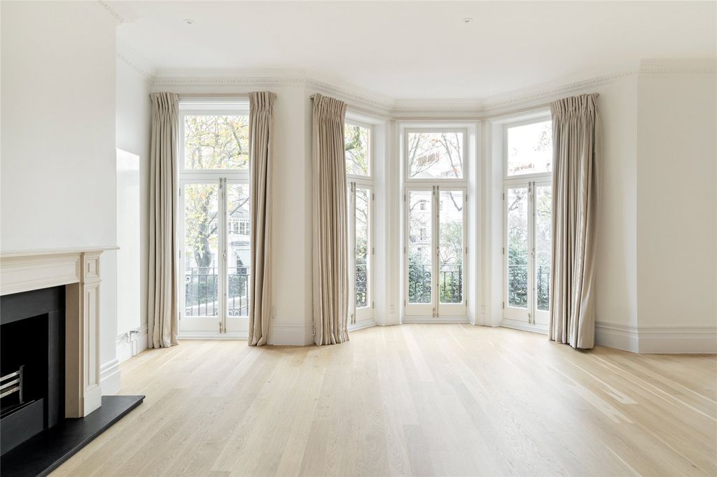 Property photo 2 of 15 Picture No. 16