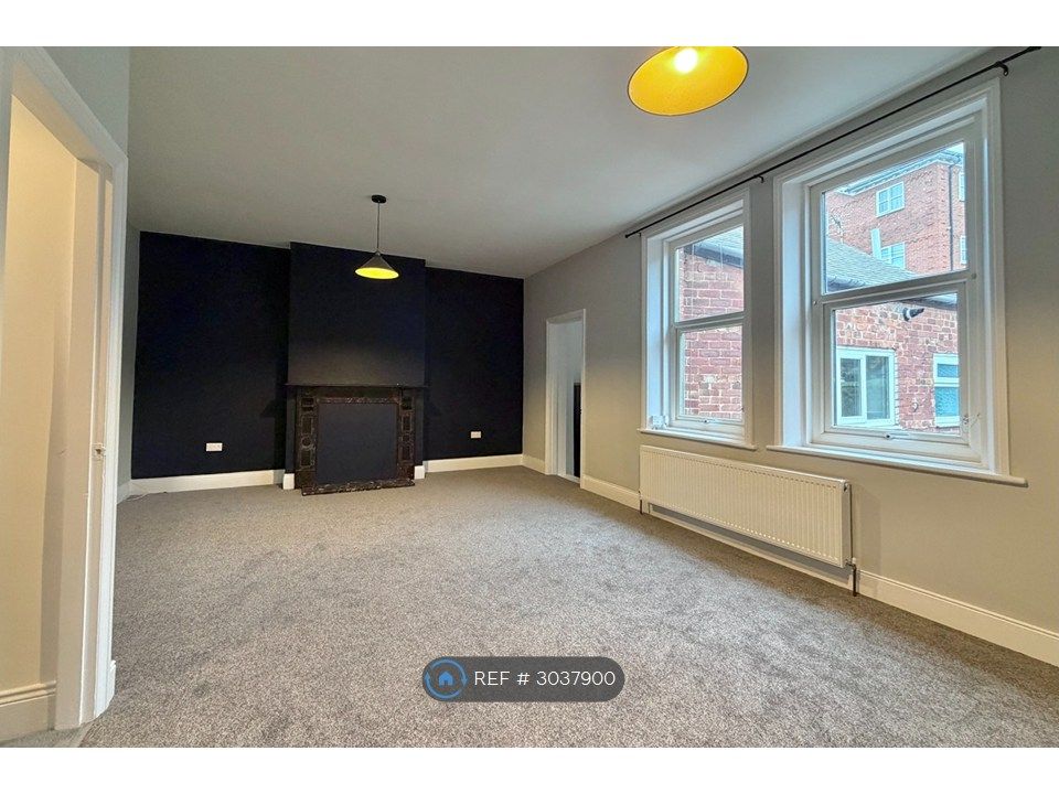 Property photo 3 of 15 Living Room