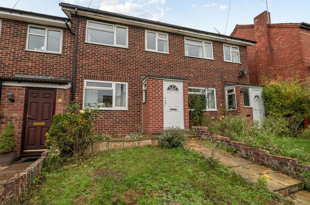 Property photo 1 of 17 1372193-7-690235c...