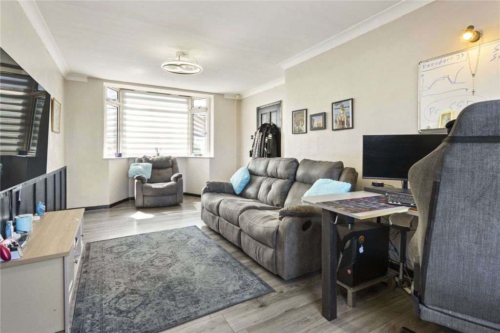 Property photo 2 of 18 Picture No. 09