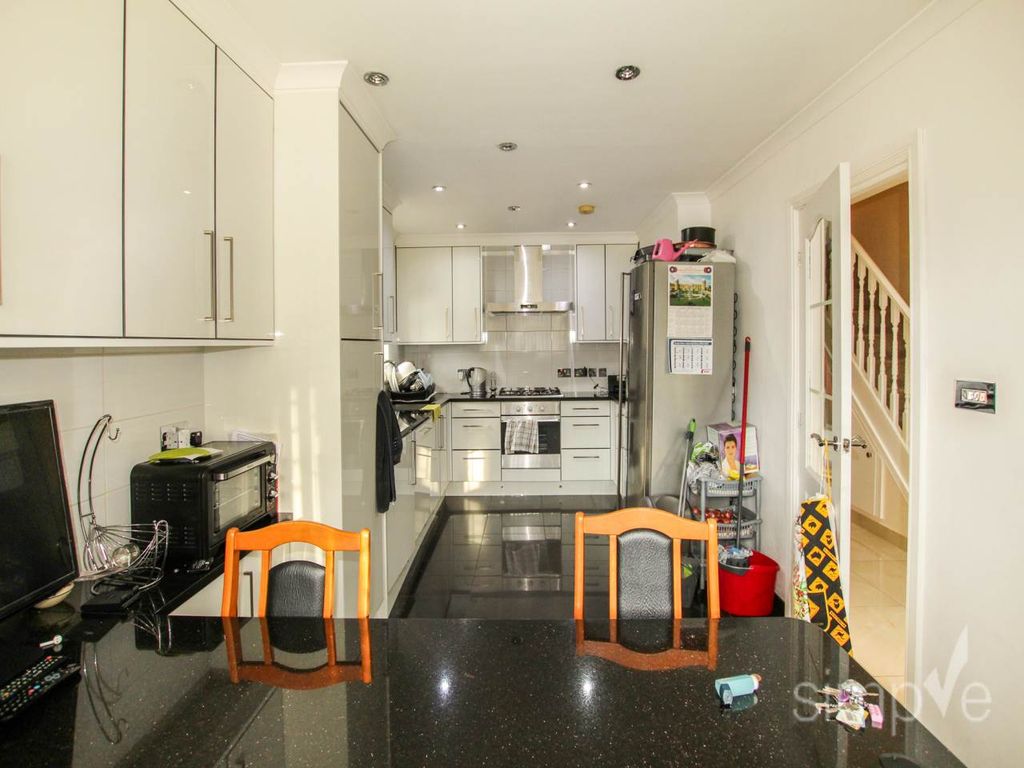 Property photo 3 of 13 Img_3700