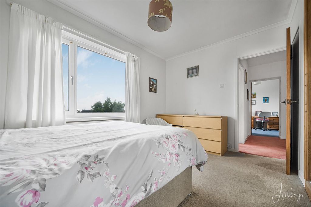 Property photo 3 of 24 Bedroom Two