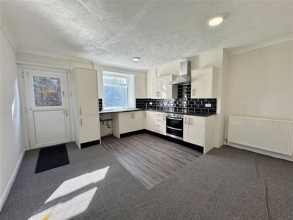 Property photo 3 of 25 Picture No. 09