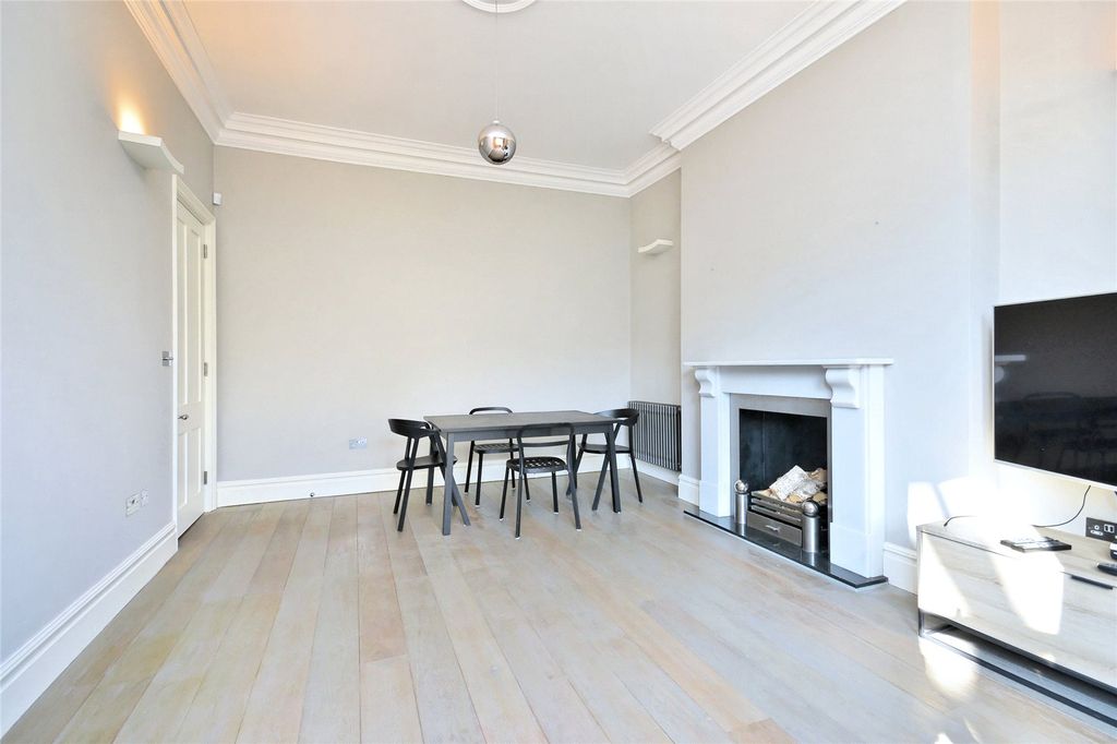 Property photo 2 of 13 Reception