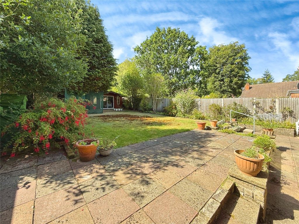 Property photo 2 of 24 Picture No. 20