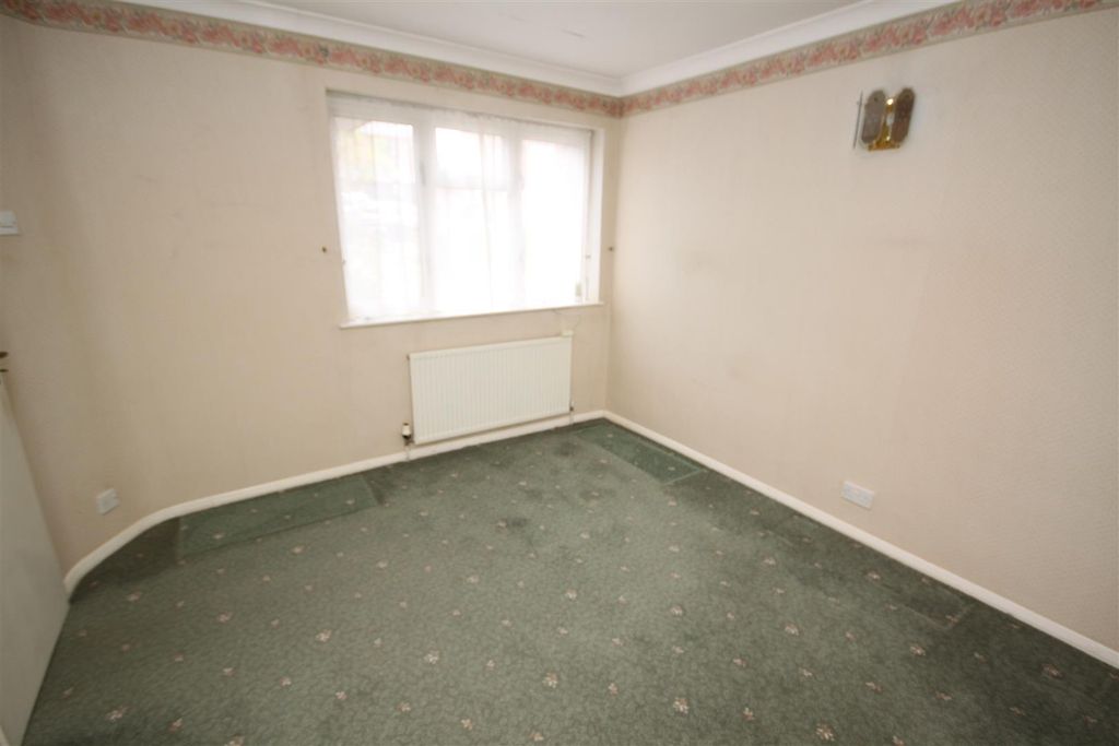 Property photo 3 of 10 Img_2808.Jpg