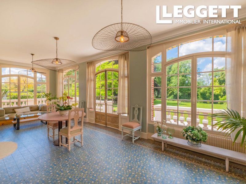 Property photo 3 of 10