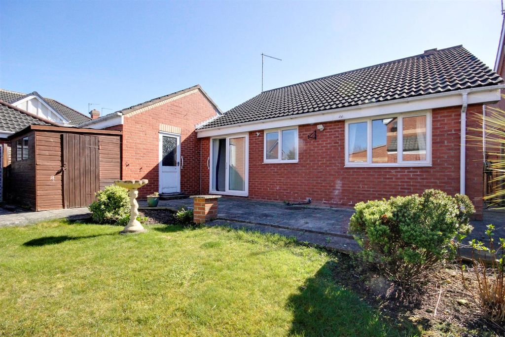 Property photo 2 of 14