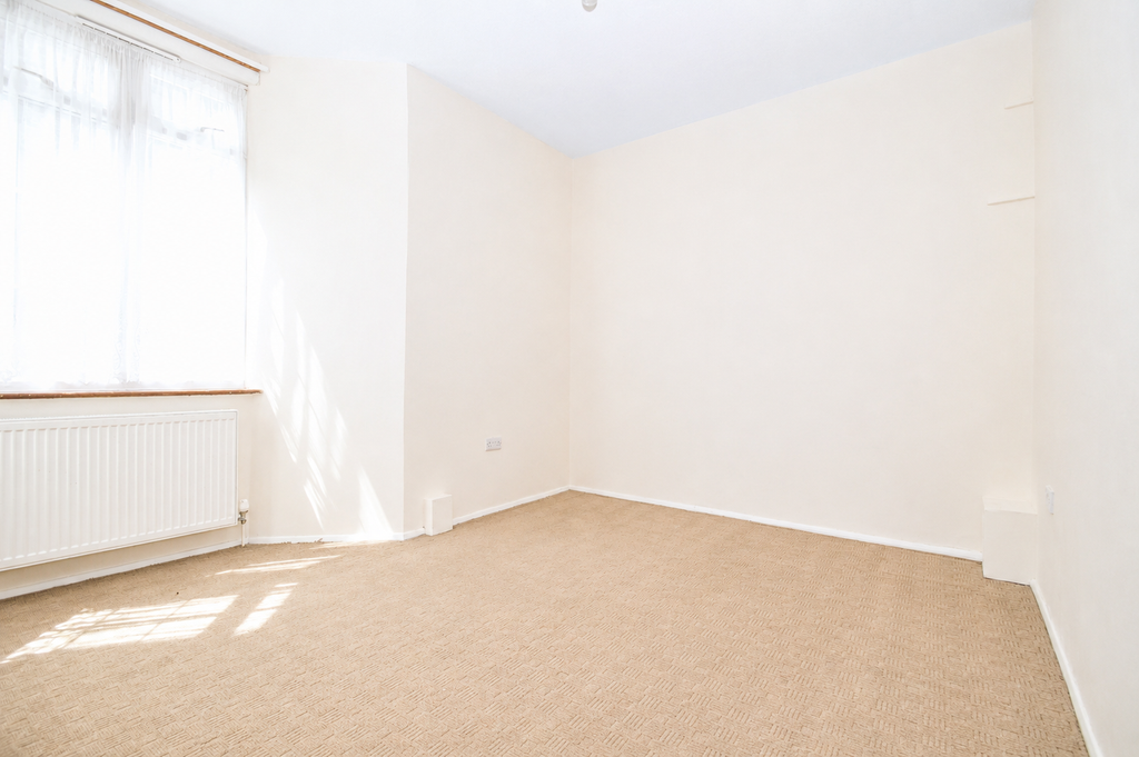 Property photo 1 of 6 c62E69d1-7F1F-4125-90A5-7E9Eca08E252