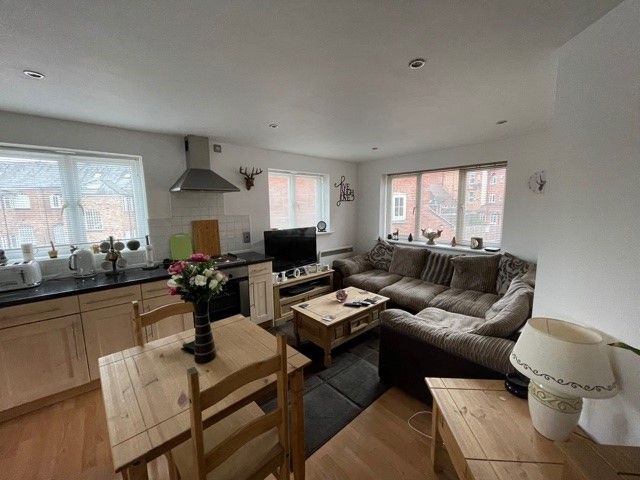 Property photo 3 of 5 Gallery