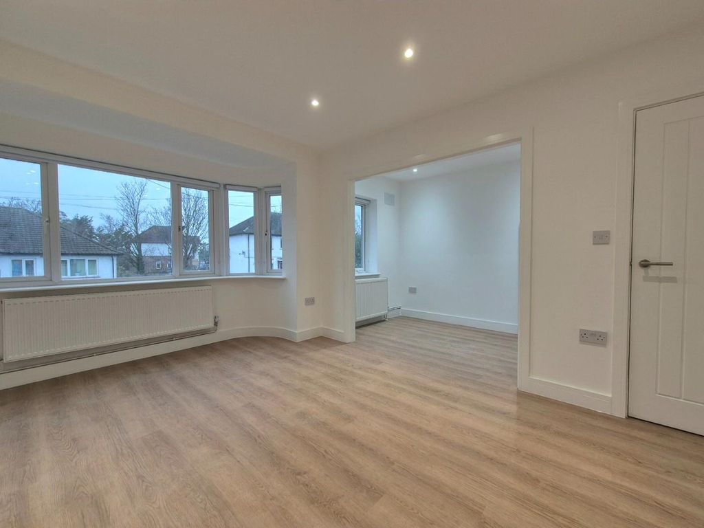 Property photo 3 of 8 20260108_132315.Jpg