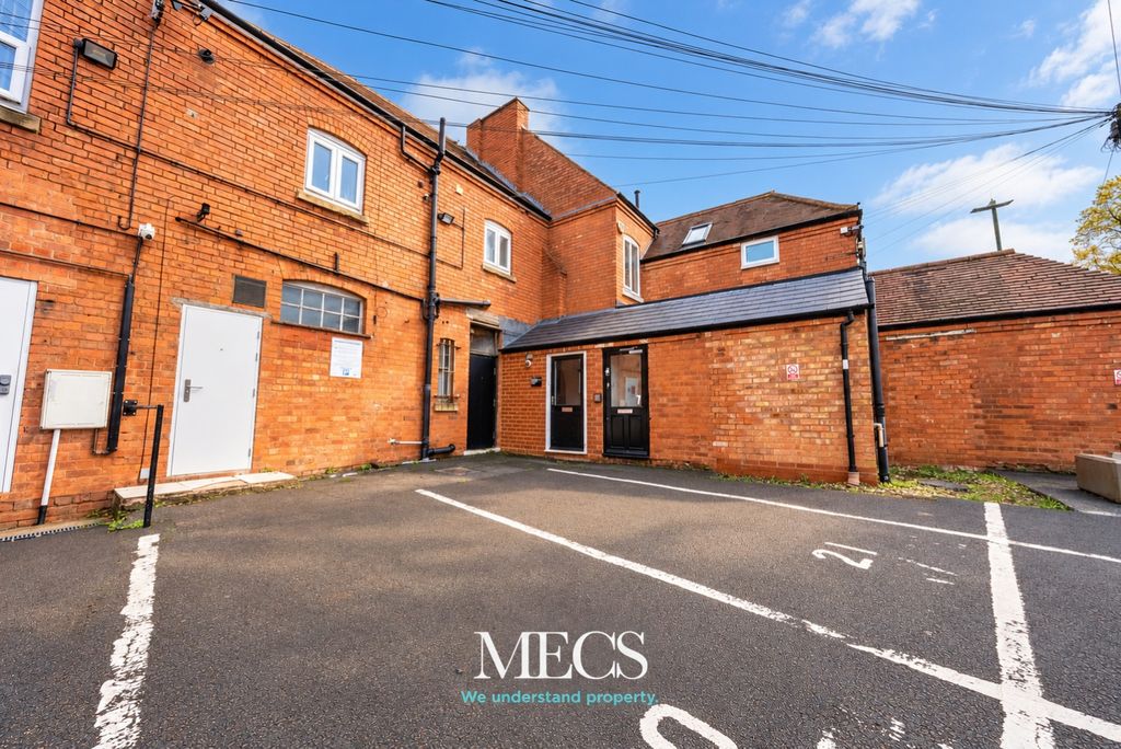 Property photo 1 of 7 6109971