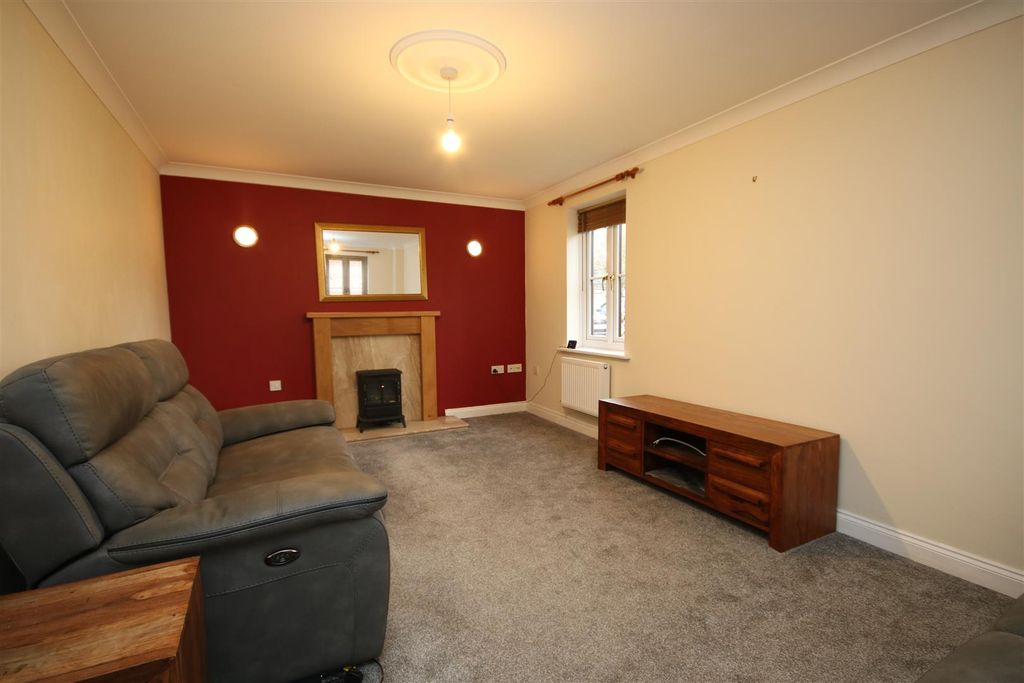 Property photo 2 of 17 Img_9333.Jpg