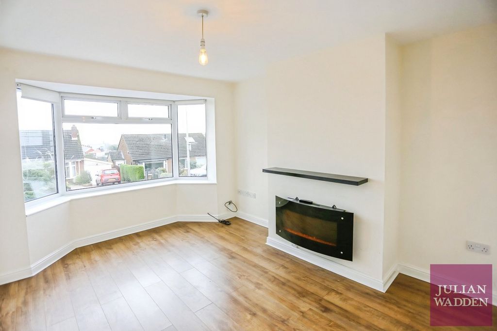 Property photo 2 of 14 Picture No. 28