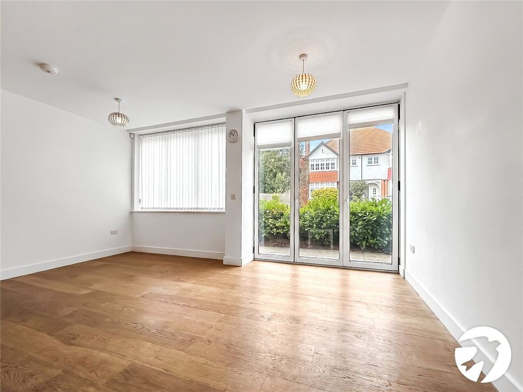 Property photo 3 of 11 Picture No. 08
