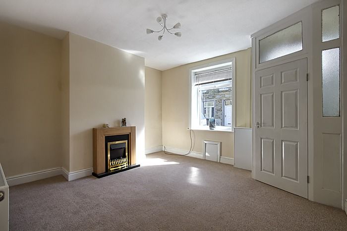Property photo 3 of 12 4508532