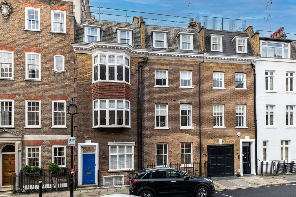 Property photo 1 of 5