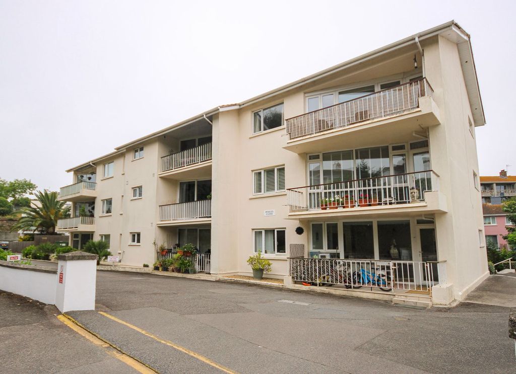 2 bed flat for saleQueen's Road, St Helier JE2