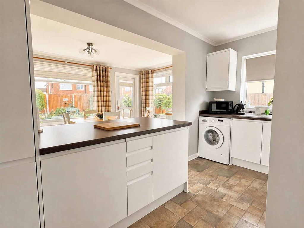 Property photo 2 of 20 K1.Jpg