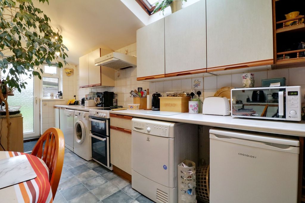 Property photo 3 of 15 Photo 19