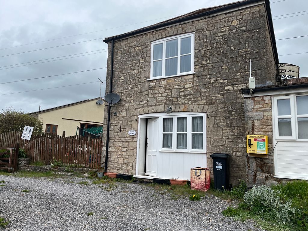 Property photo 1 of 3