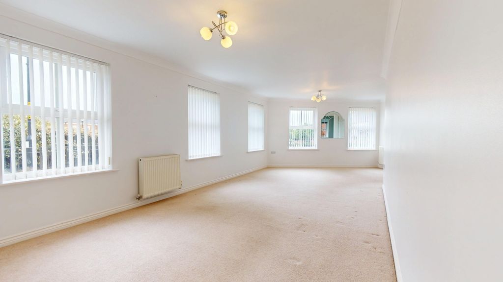 Property photo 3 of 15 5417085