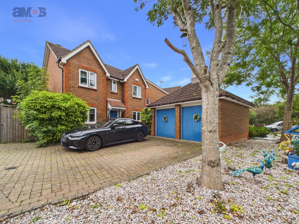 Property photo 1 of 28 5516813