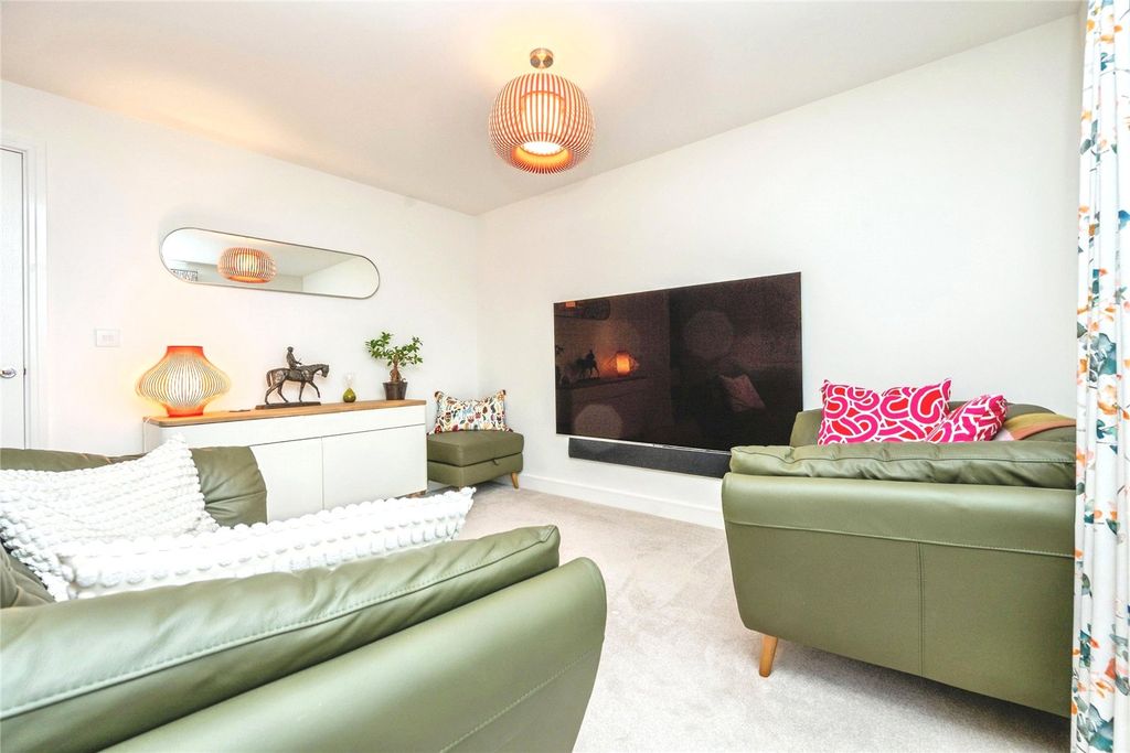 Property photo 2 of 18 Living Dining Room