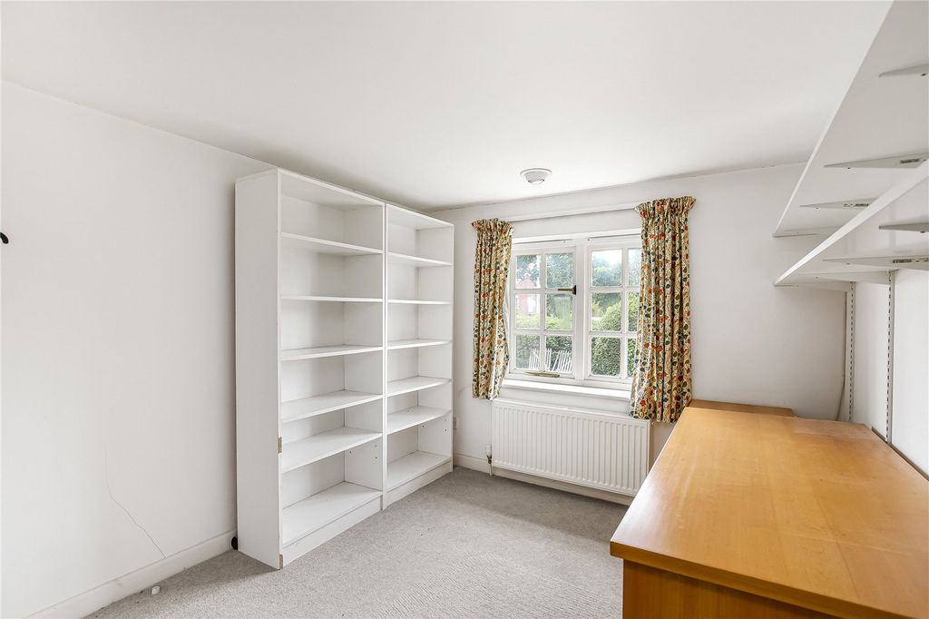 Property photo 3 of 15 Picture No. 06