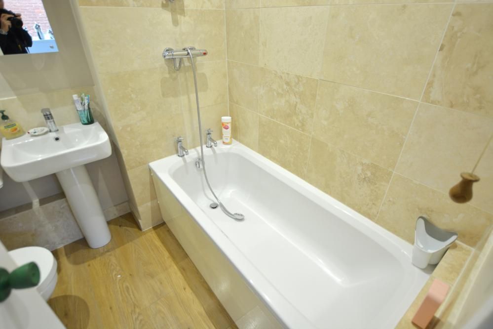 Property photo 3 of 19 Agents Notes